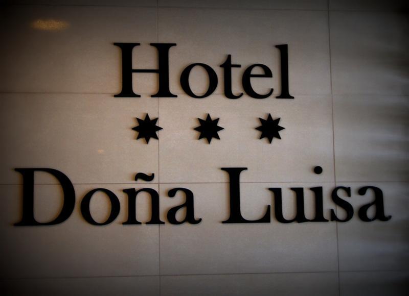 Hotel Dona Luisa San Luis de Sabinillas Exterior foto